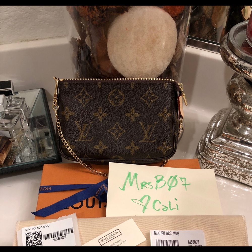 Louis Vuitton Mini Pochette